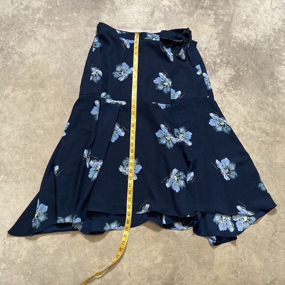 Club Monaco Skirt Womens 10 Blue Floral Wrap Midi Flowy - Picture 4 of 11